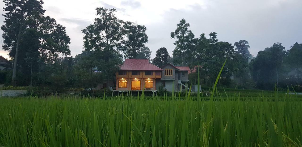 Bac Ha Threeland Homestay Esterno foto